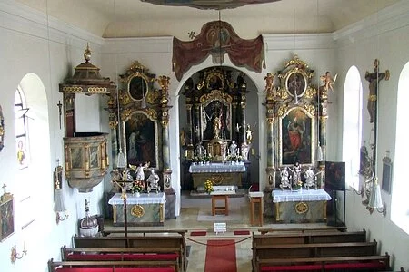 Kirchenburg Kinding Altar