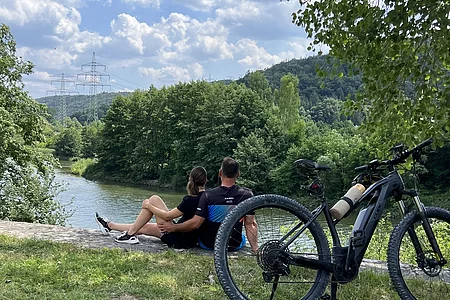 Radler am Kanal